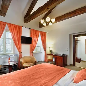 Hotel Lippert, Praha