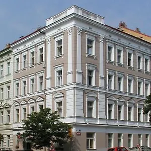Hotel Máchova, Praha