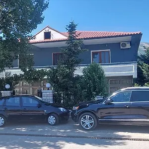https://wild-river-guesthouse.albaniahotels.org