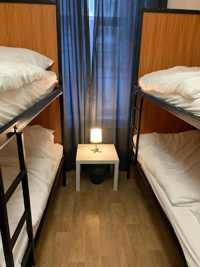 Helen Hostel U Namesti Miru Prag
